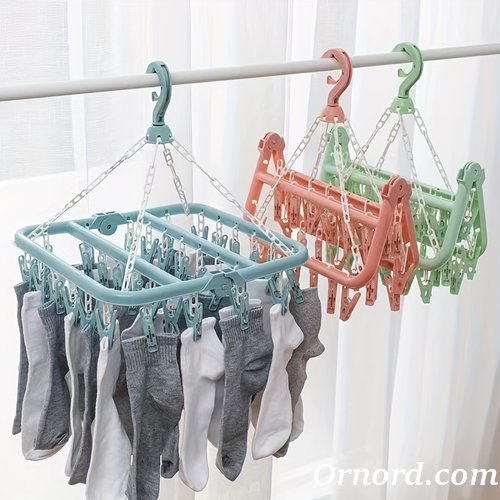 Hanging Sock & Underwear Drying Rack with Clips Bs765
