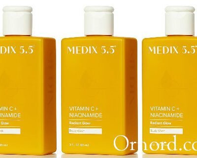 Medix 5.5 Vitamin C & Niacinamide Brightening Body Wash